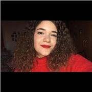 Ragazza, 19 anni. Diplomata al Liceo delle Scienze Umane. Ora frequento Università